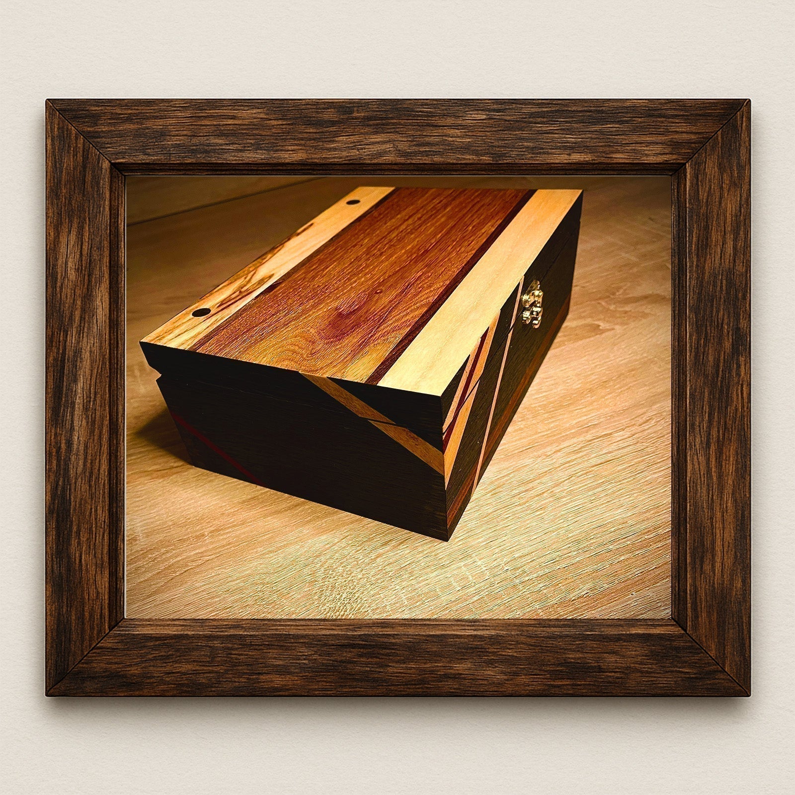 Coffret Annie en chêne des marais, padouk et marqueterie