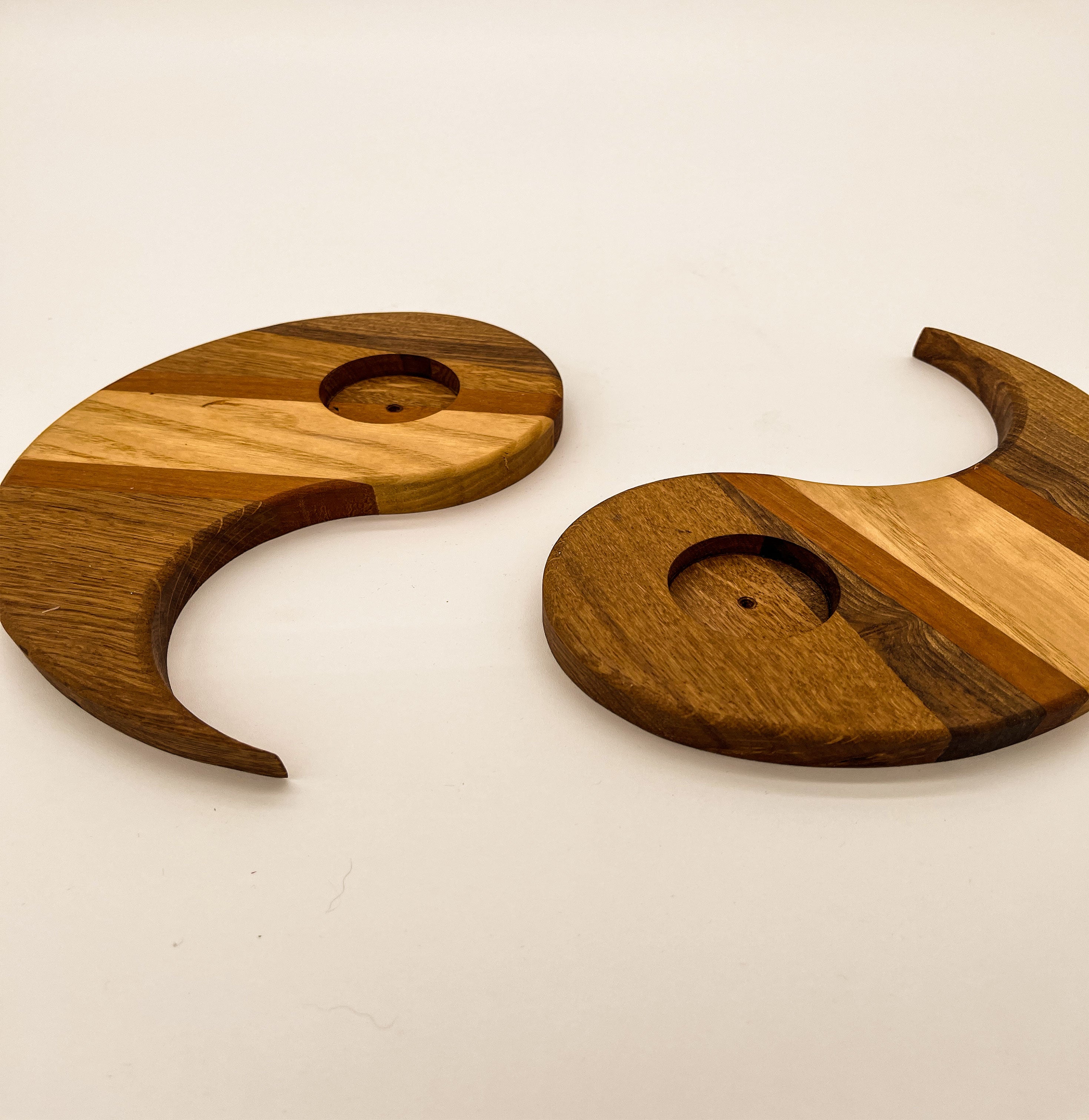 Bougeoir Ying-Yang asymétrique en bois