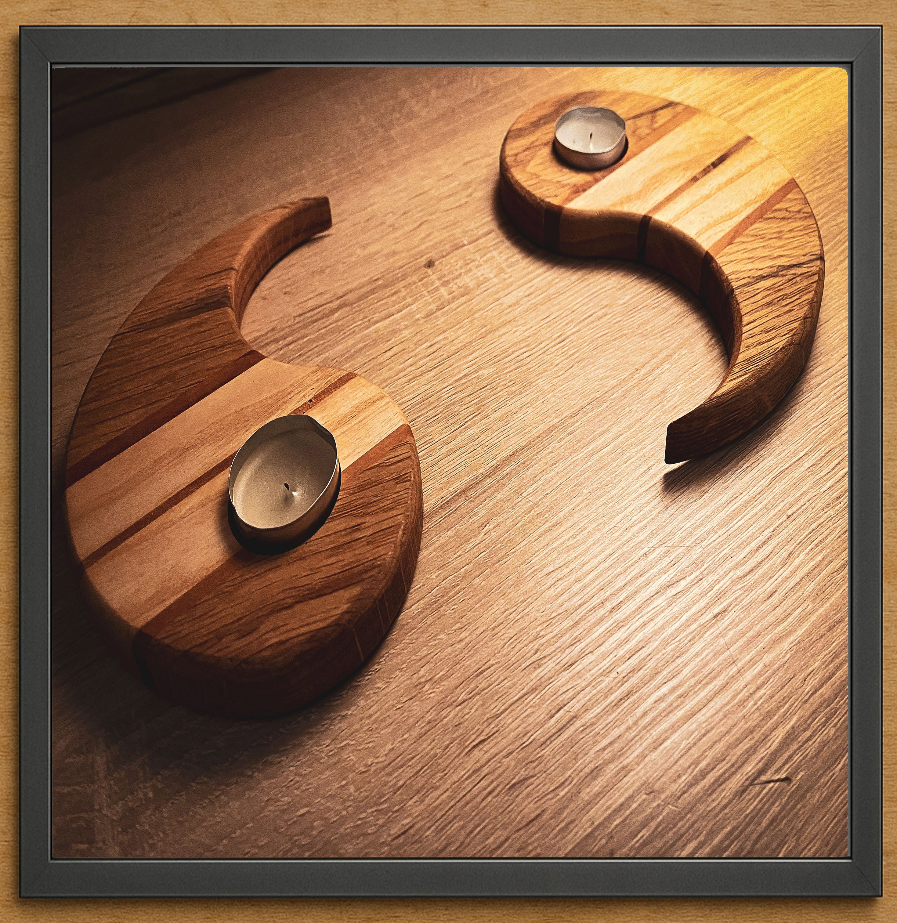 Yang-Yang Candle Holder